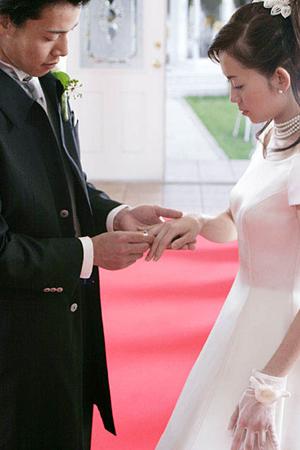 人気の結婚指輪を横浜でチェック