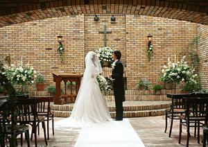 銀座の結婚指輪は日本初のブライダルジュエリー店で